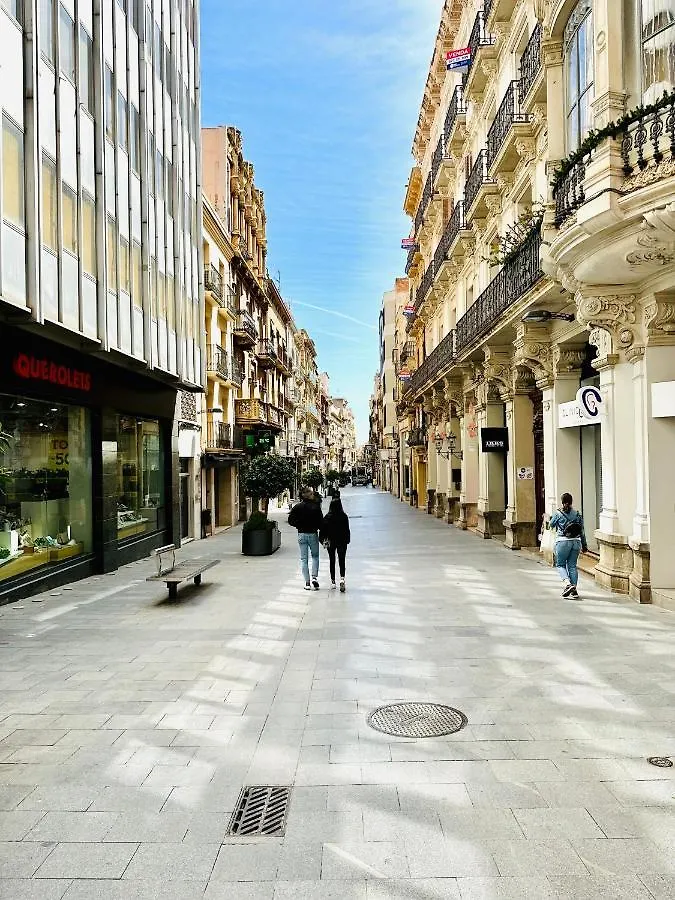 Home Duplex Reus 0*,  İspanya